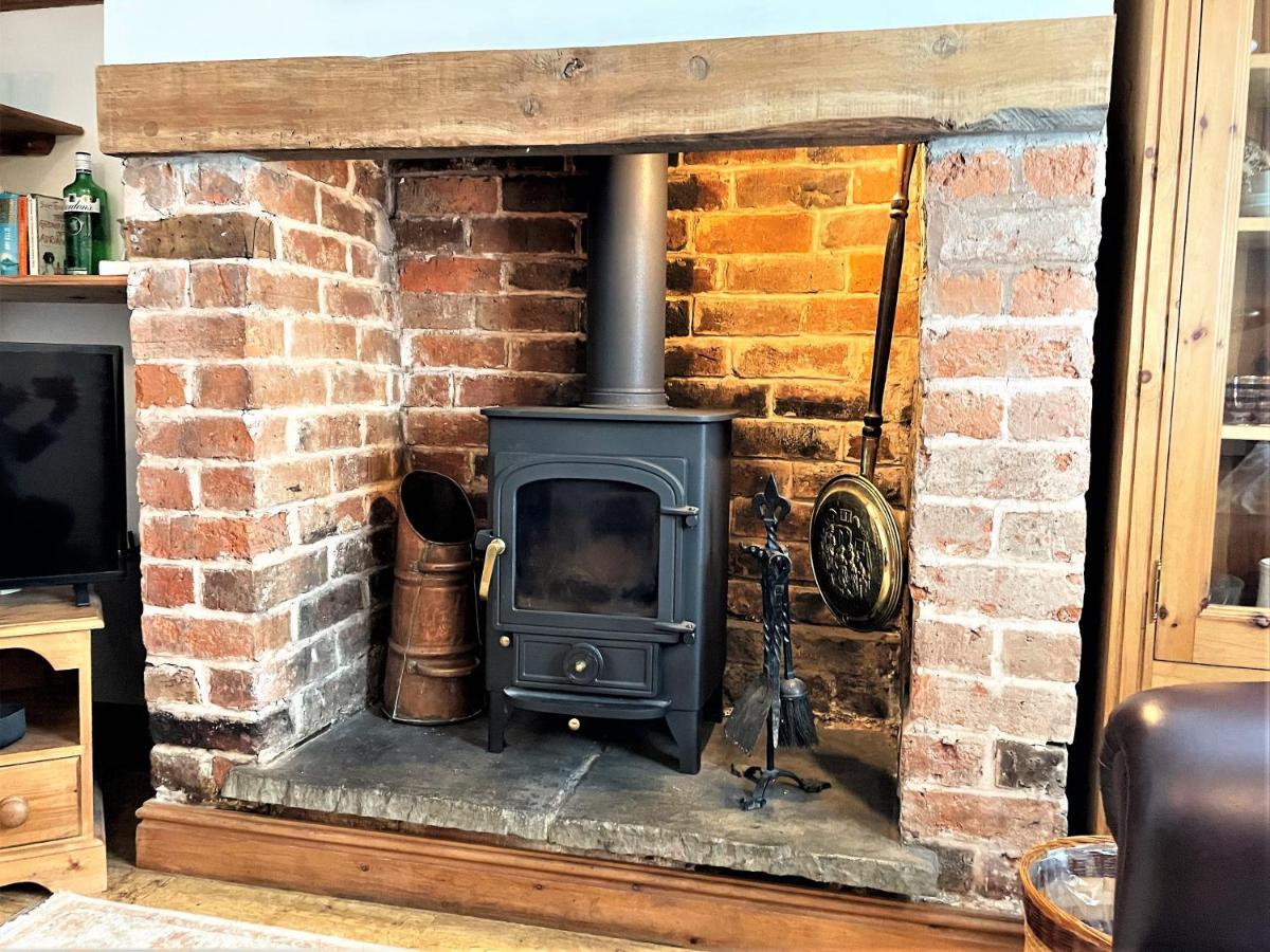 Pass The Keys Cosy Cottage With Views Over The Shropshire Hills Ludlow Εξωτερικό φωτογραφία